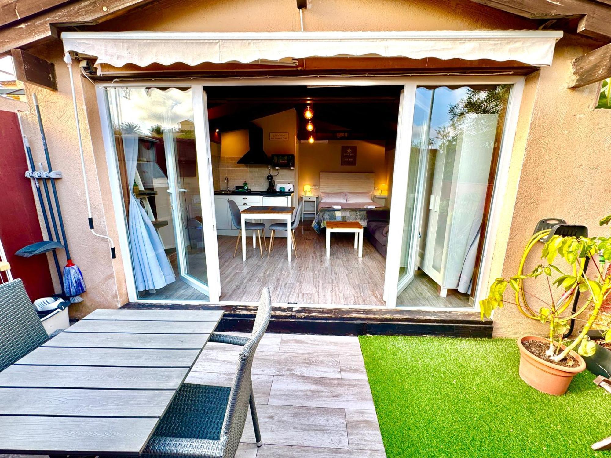3 Casita-Estudio Con Jardin En La Playa Puerto Marino Ngoại thất bức ảnh